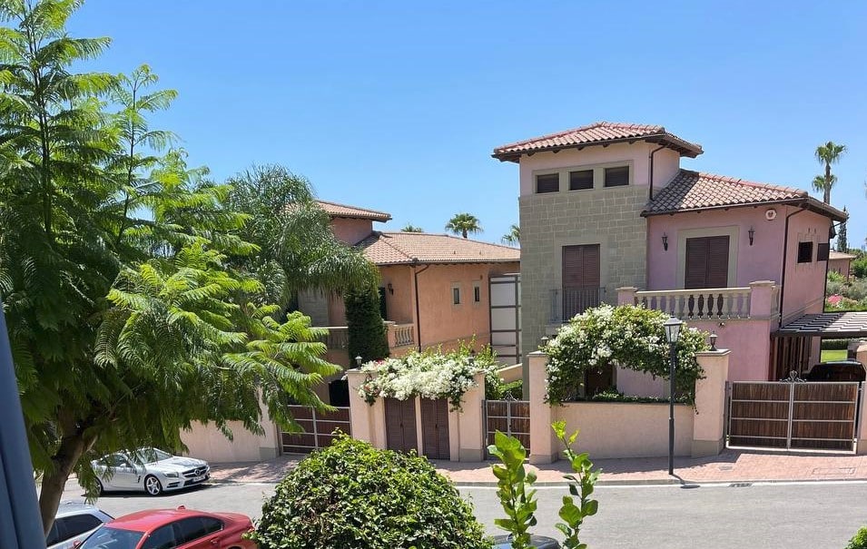 Limassol Property Luxury 5 Bedroom Villa