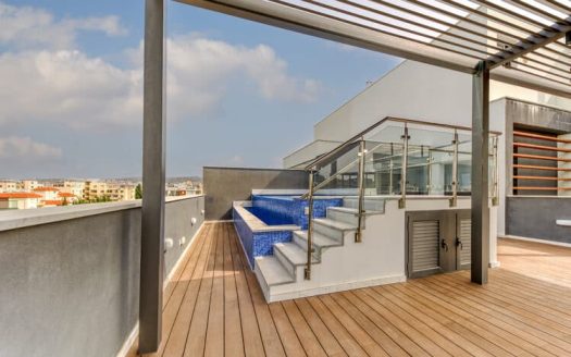 Limassol Property Three Bedroom Penthouse Apartment