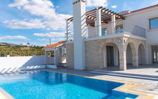 Paphos Property Seaside Three Bedroom Villa