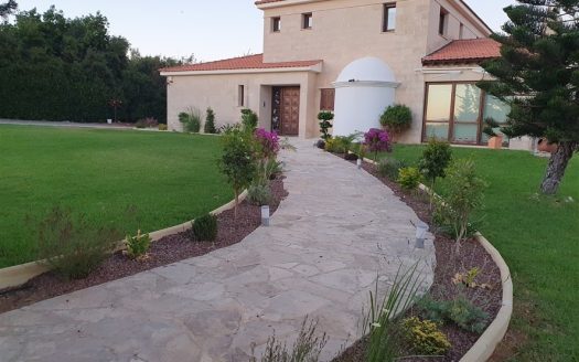 Limassol Property Outstanding Villa in Souni