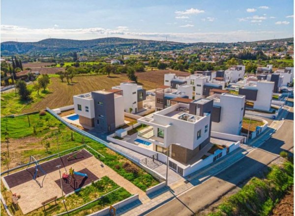Limassol Property Project of Contemporary Villas