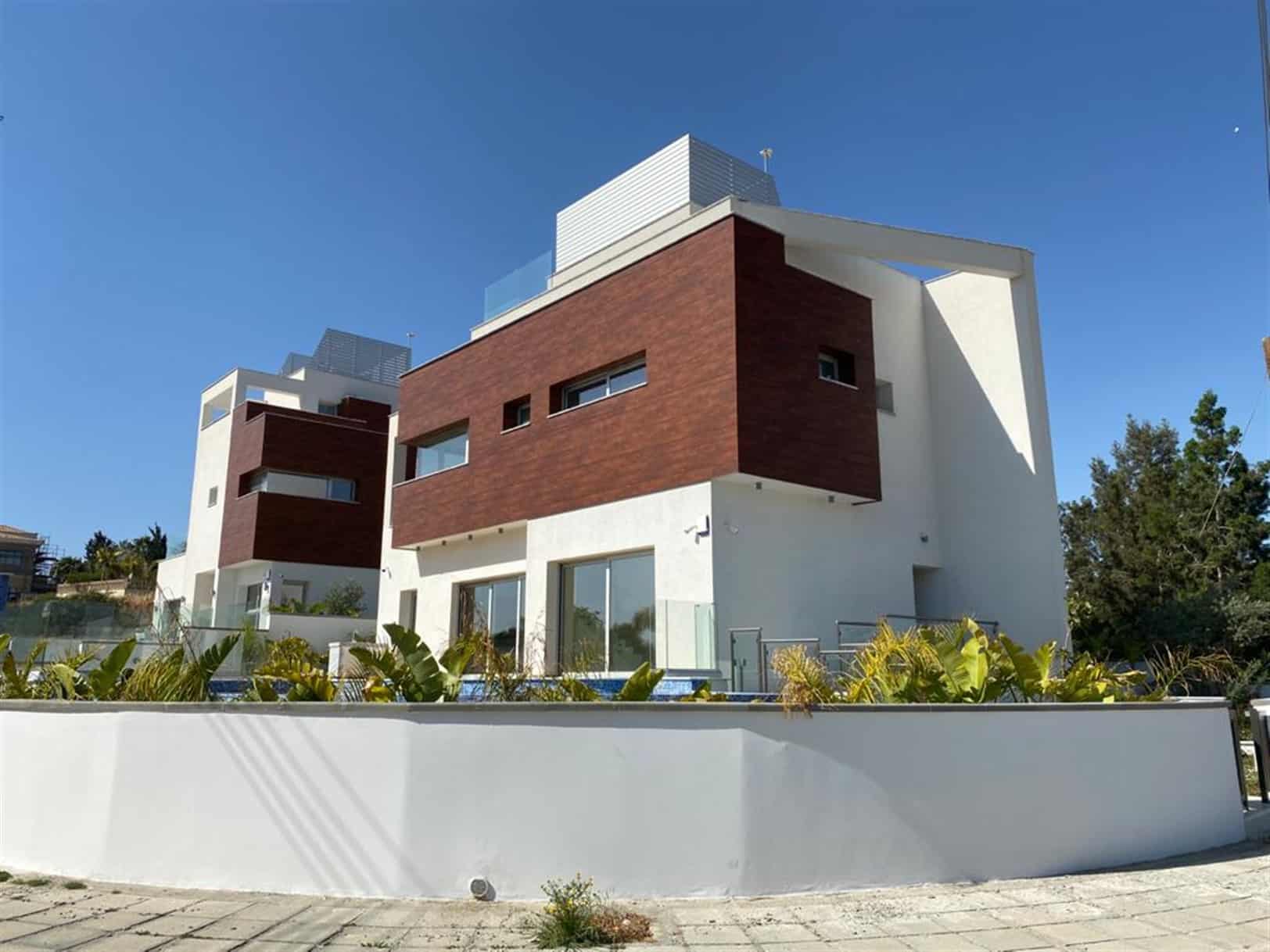 Limassol Property Three Bedroom Villa