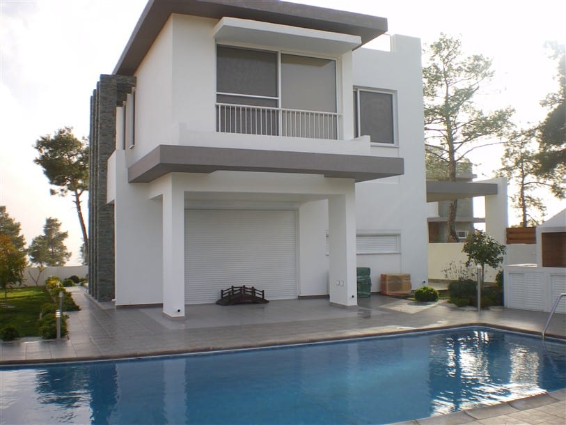 Limassol Property Villas in Idyllic Area