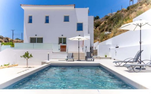 Paphos Property Luxury Three Bedroom Villa