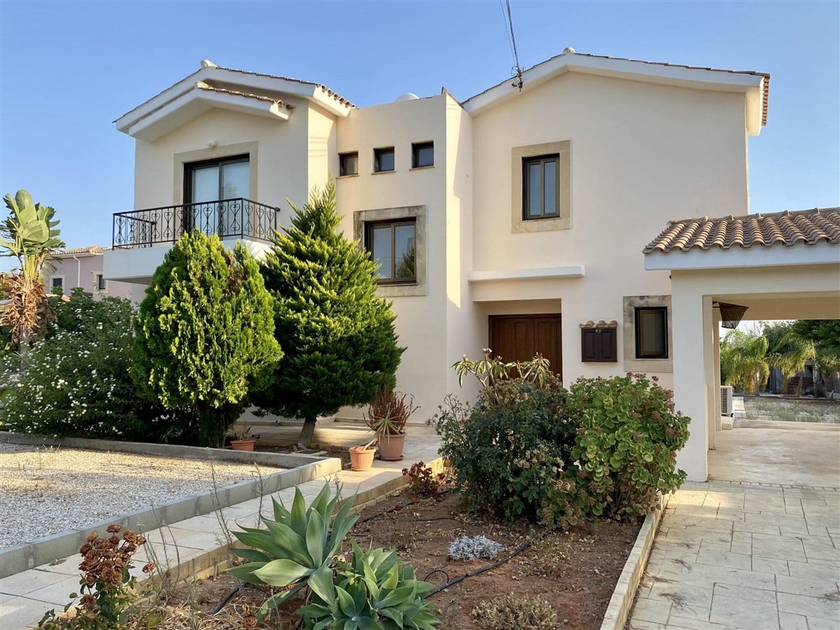 Paphos Property Charming 3 Bedroom Villa