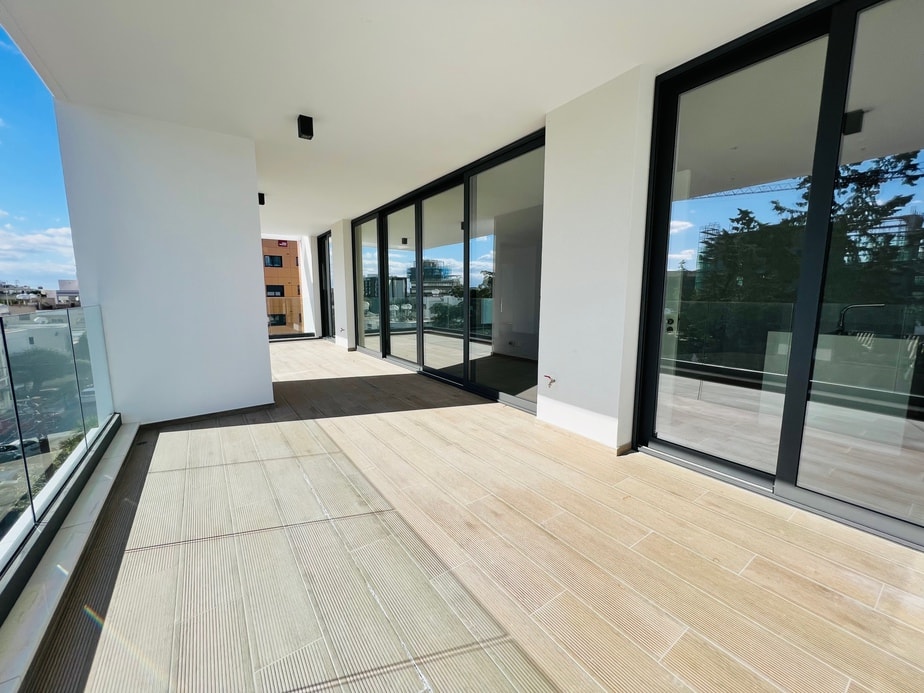 Limassol Property 3+1 Bedroom Apartment In Town Center