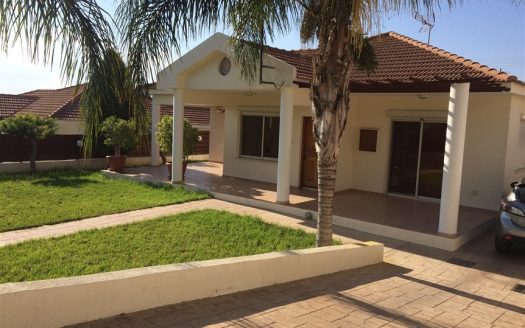 Limassol Property Lovely Bungalow In Pyrgos