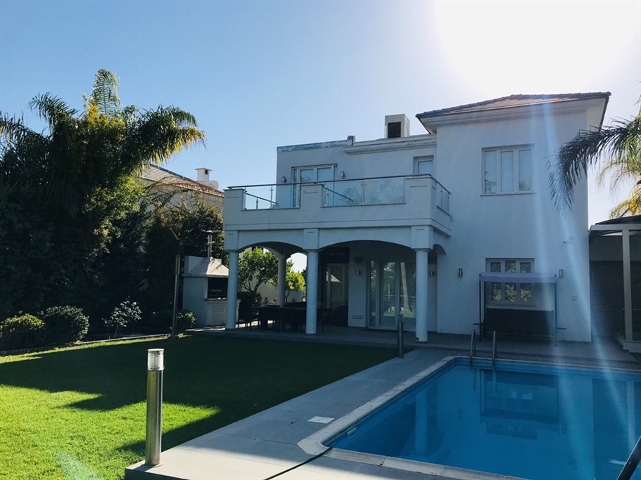 Limassol Property Six Bedroom Premium Class Villa