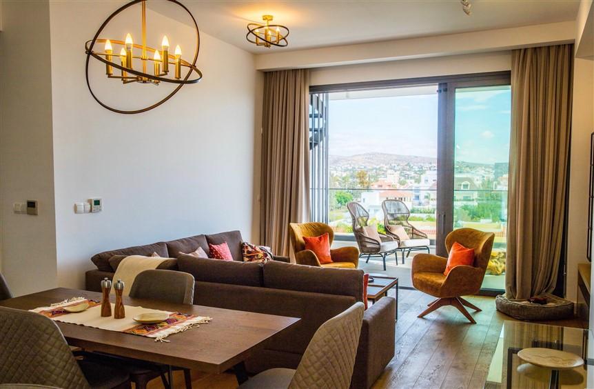 Limassol Property Stunning Three Bedroom Penthouse