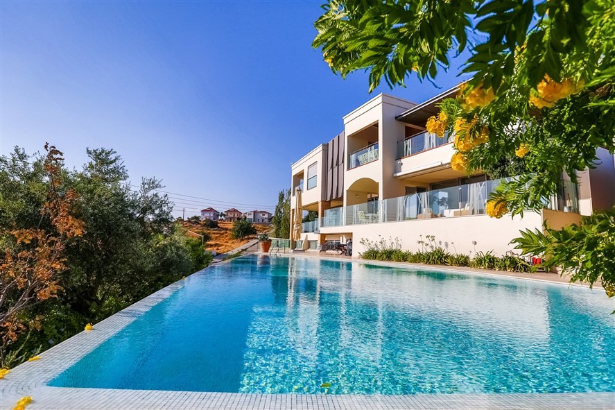 Limassol Property Magnificent 4 Bedroom Villa