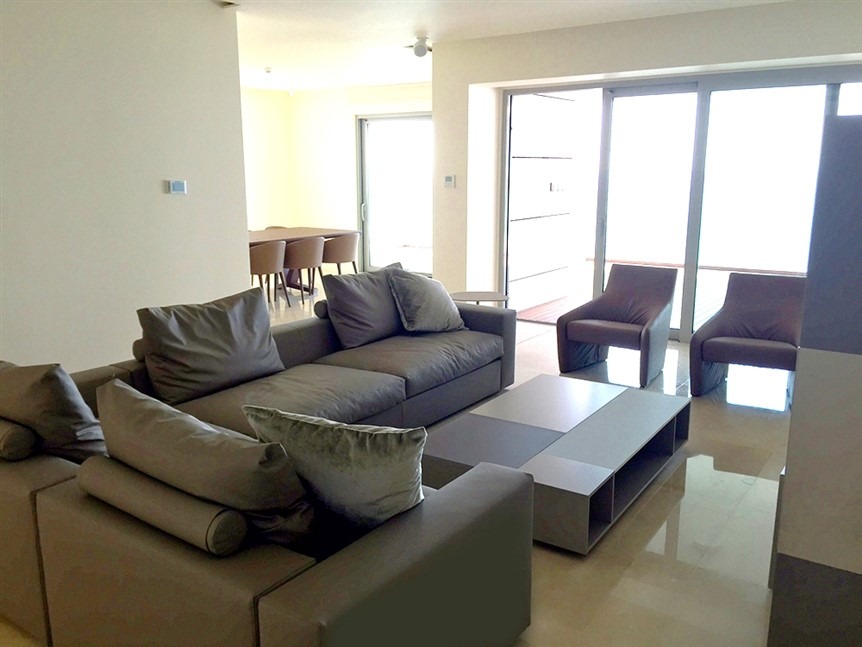 Limassol Property Luxury Three Bedroom Beachfront Apartment