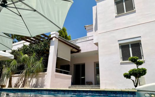Limassol Property Superb 3 Bedroom Villa in Prime Location