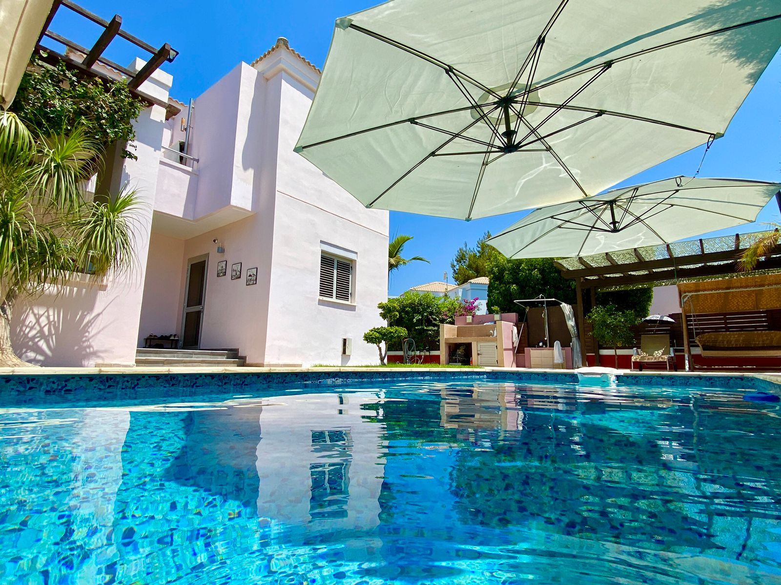 Limassol Property Superb 3 Bedroom Villa in Prime Location