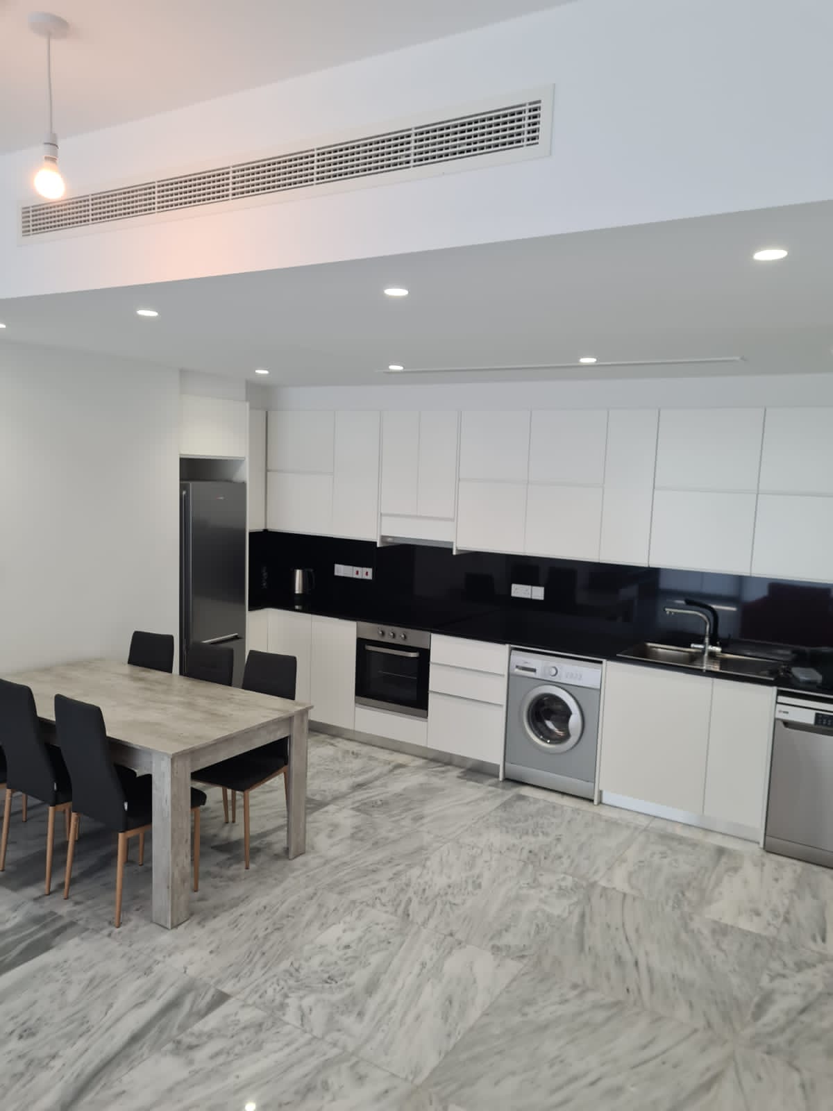 Limassol Property 3 Bedroom Modern Apartment