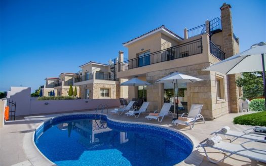Paphos Property Exclusive Three Bedroom Villas