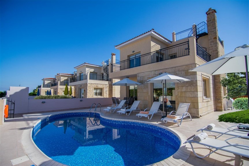 Paphos Property Exclusive Three Bedroom Villas
