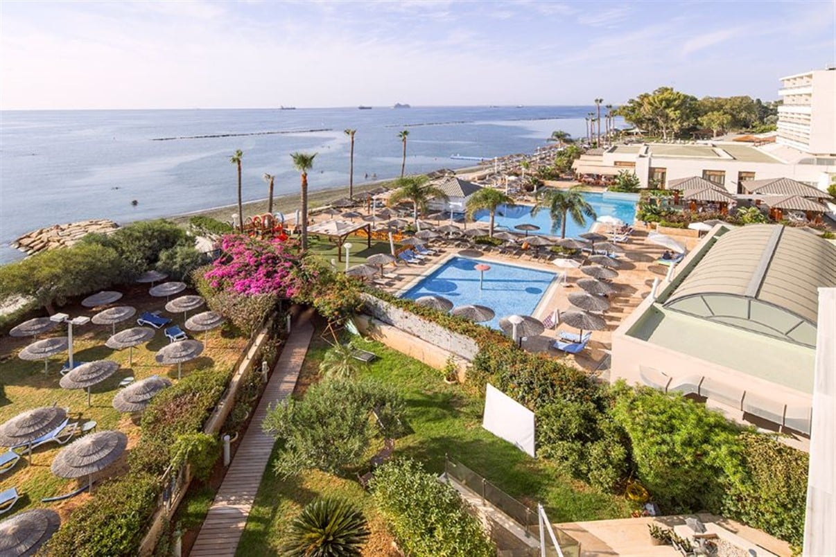 Limassol Property Beachfront Three Bedroom Apartment