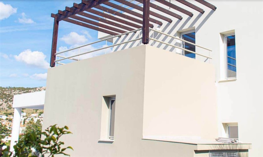 Paphos Property Beautiful Three Bedroom Villa