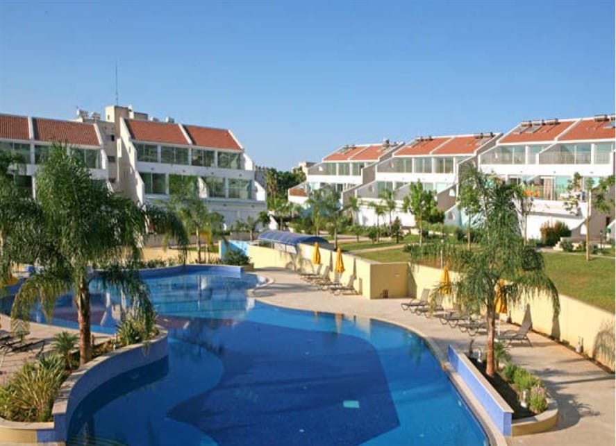 Limassol Property 1 Bedroom Ground Floor Apartment