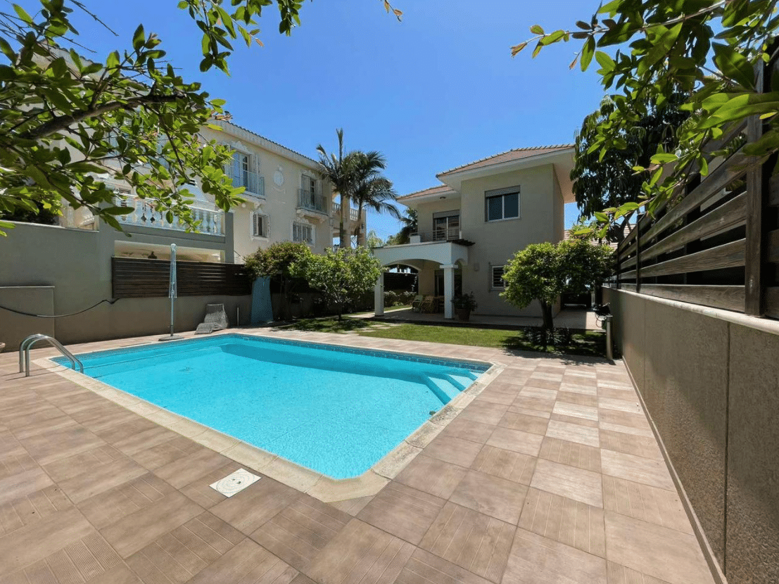 Limassol Property Beautiful Three Bedroom House