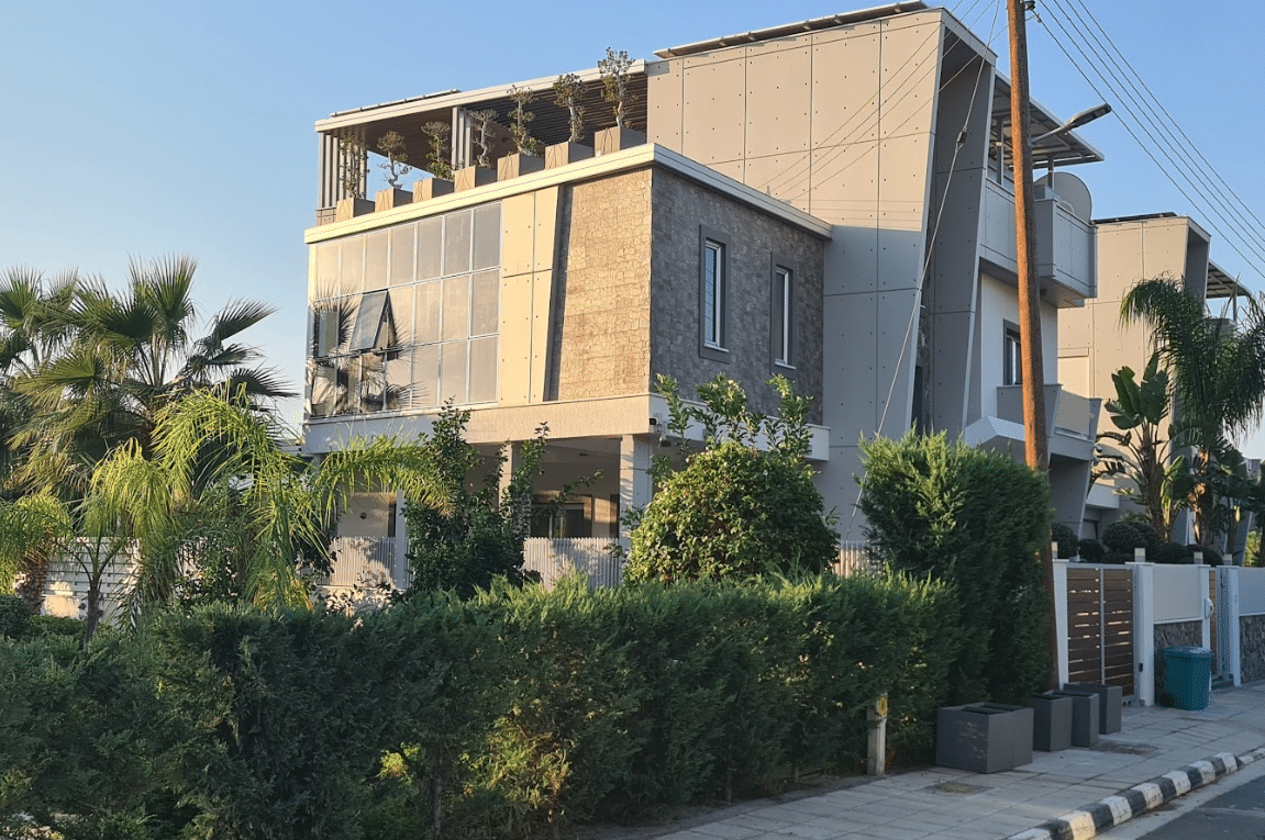 Limassol Property Modern 4 Bedroom Villa