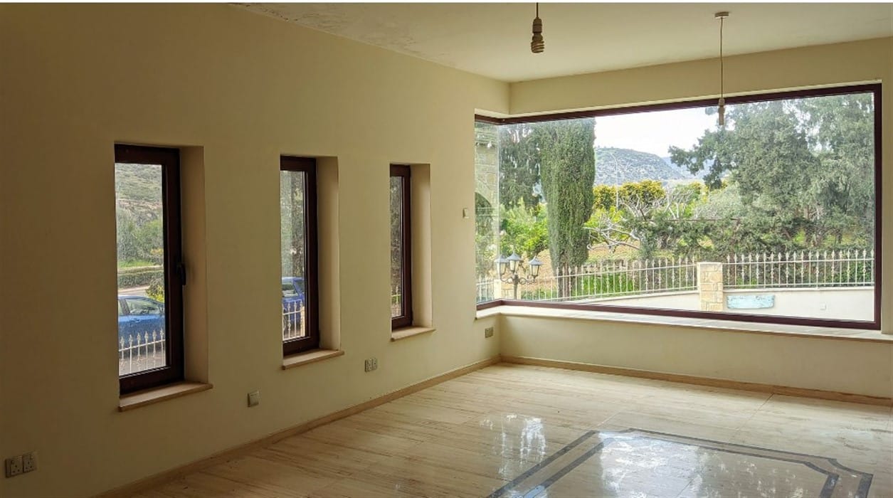 Limassol Property Luxury 5 Bedroom House