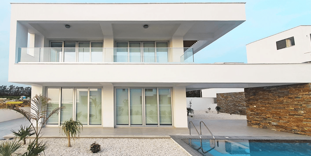 Paphos Property Three Bedrooms Villa On The Seaside
