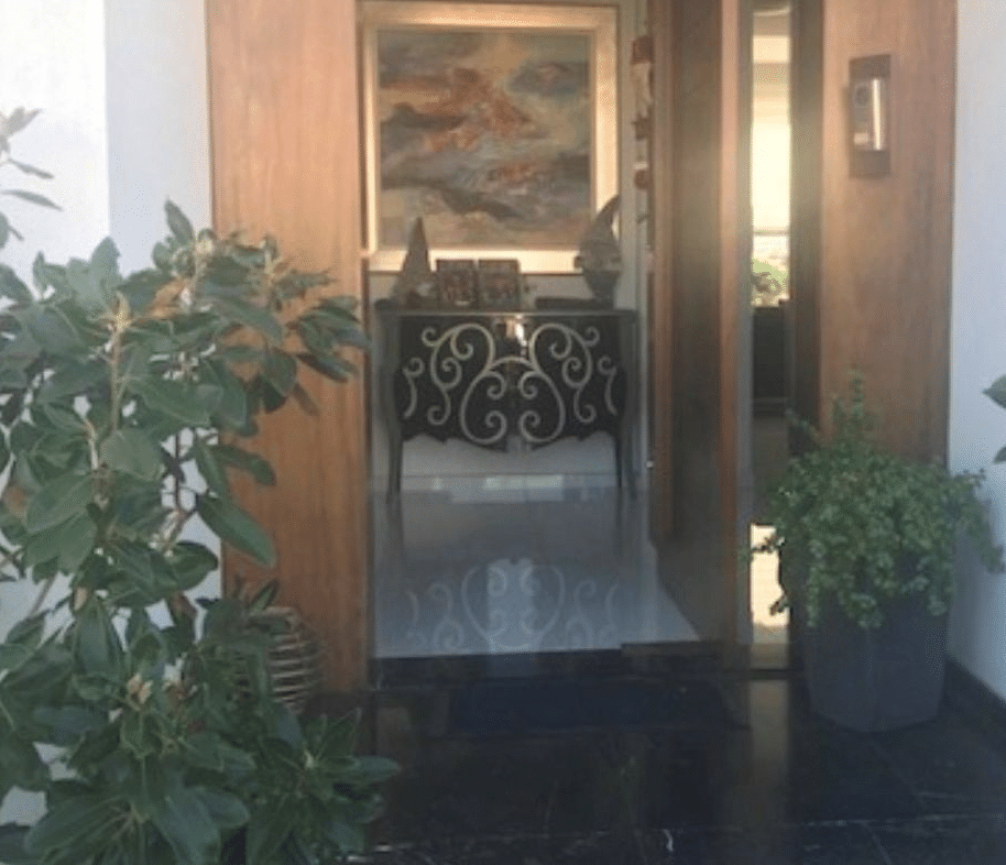 Limassol Property 4 Bedroom Villa in Agios Spyridonas