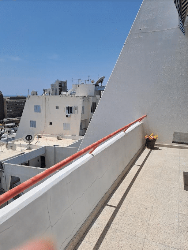 Limassol Property 2 Bedroom Apartment in Agios Tychonas