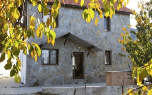 Limassol Property Chalet in the Mountains