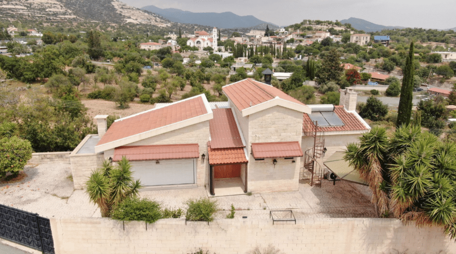 Limassol Property 3 Bedroom Detached House