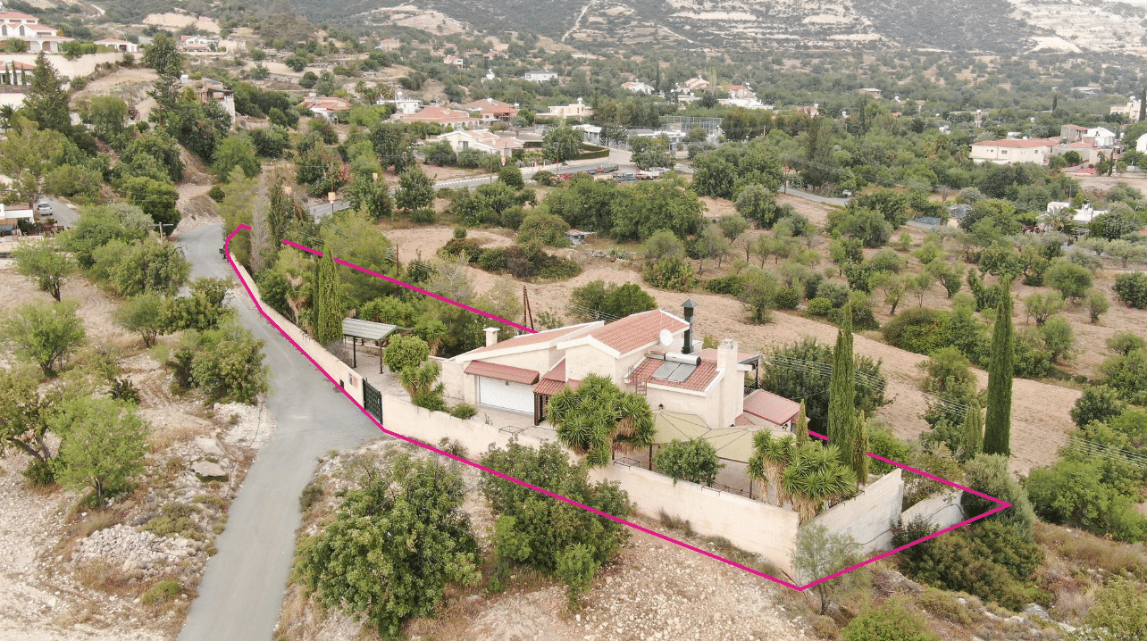 Limassol Property 3 Bedroom Detached House