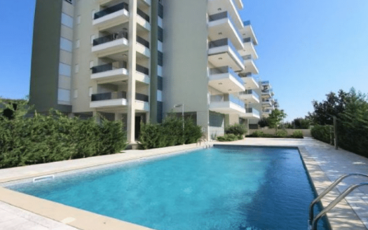 Limassol Property 3 Bedroom Apartment with Garden