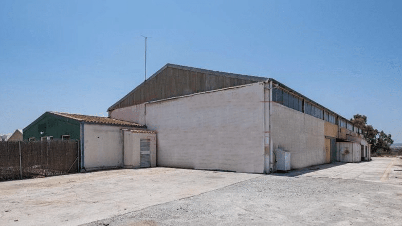 Larnaca Property Industrial Warehouse – 875 m2 in Aradippou