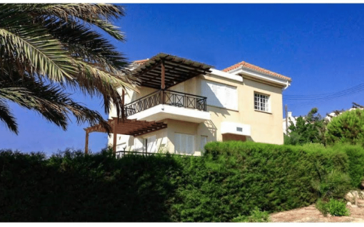 Limassol Property Beautiful 2 Bedroom Apartment in Pissouri
