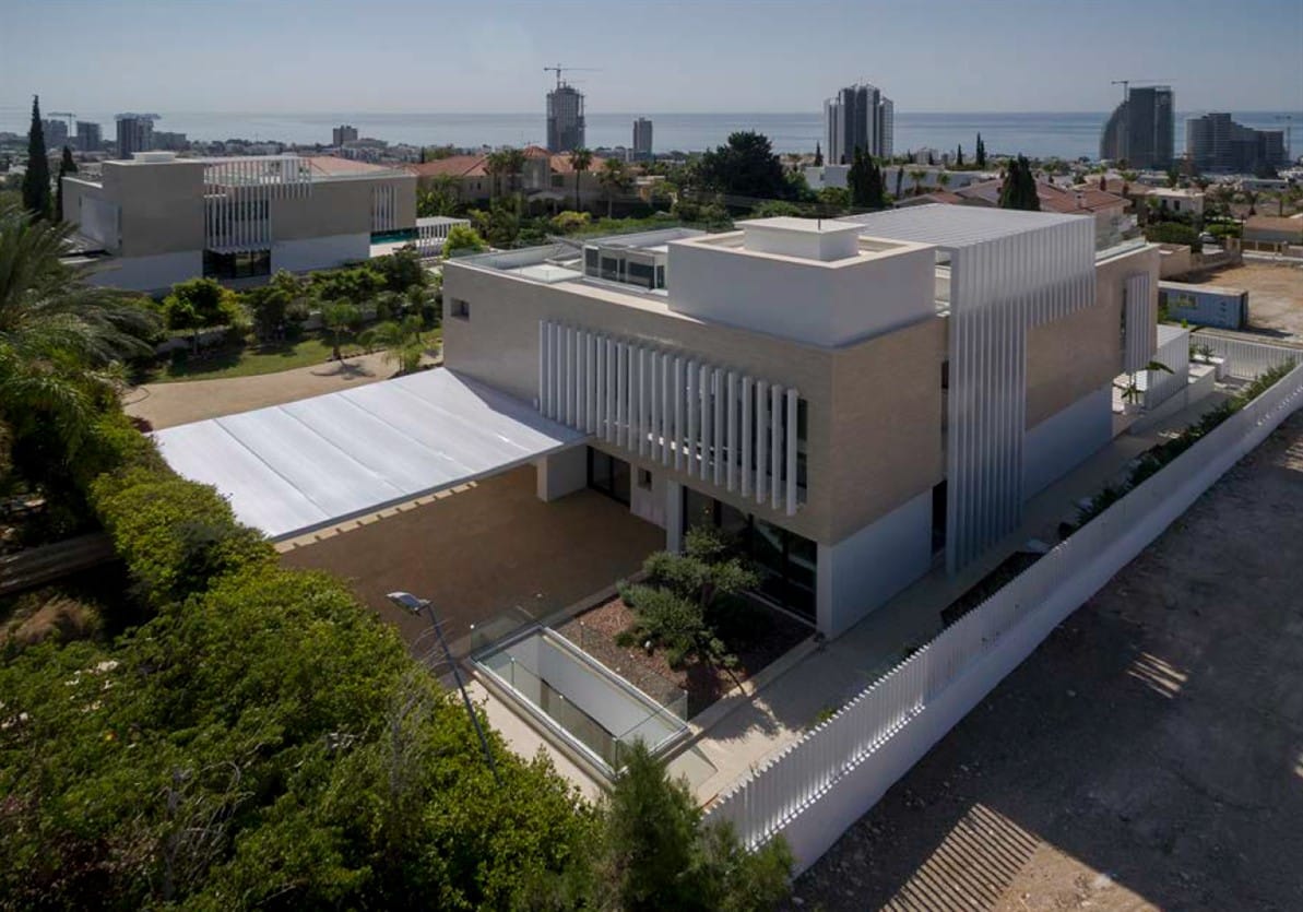 Limassol Property Contemporary 5 Bedroom Villa In Kalogiri
