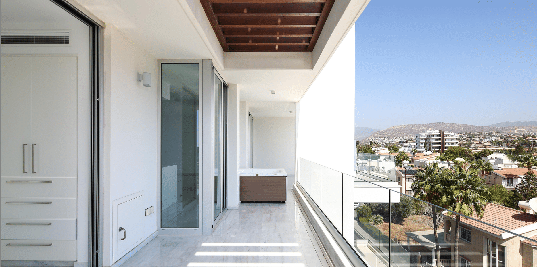 Limassol Property Luxury Three Bedroom Apartment