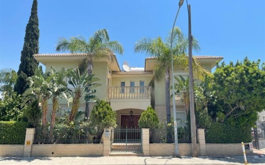 Limassol Property Exclusive Villa Near The Beach