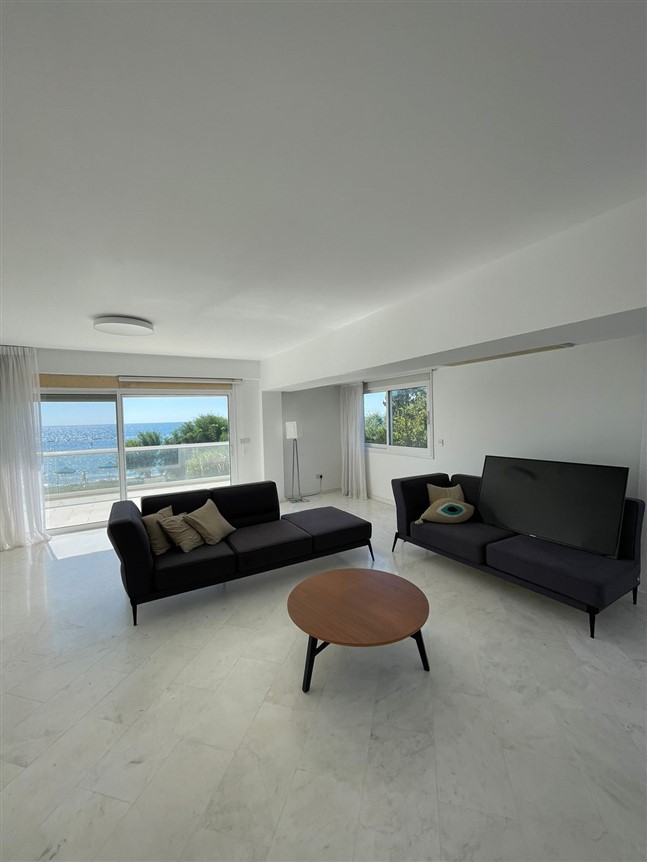 Limassol Property Three Bedroom Apartment On The Beachfront