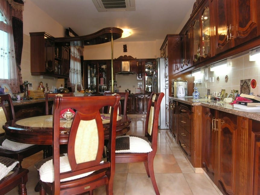 Limassol Property Villa In Kalogiri Area