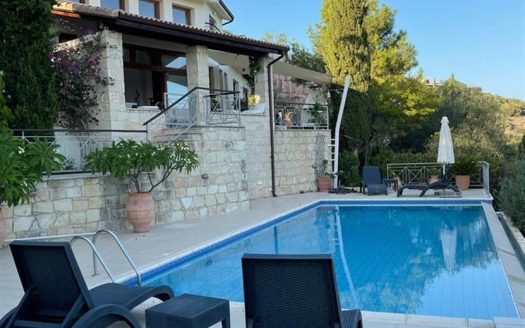 Paphos Property Stunning Five Bedroom Villa in Aphrodite Hills