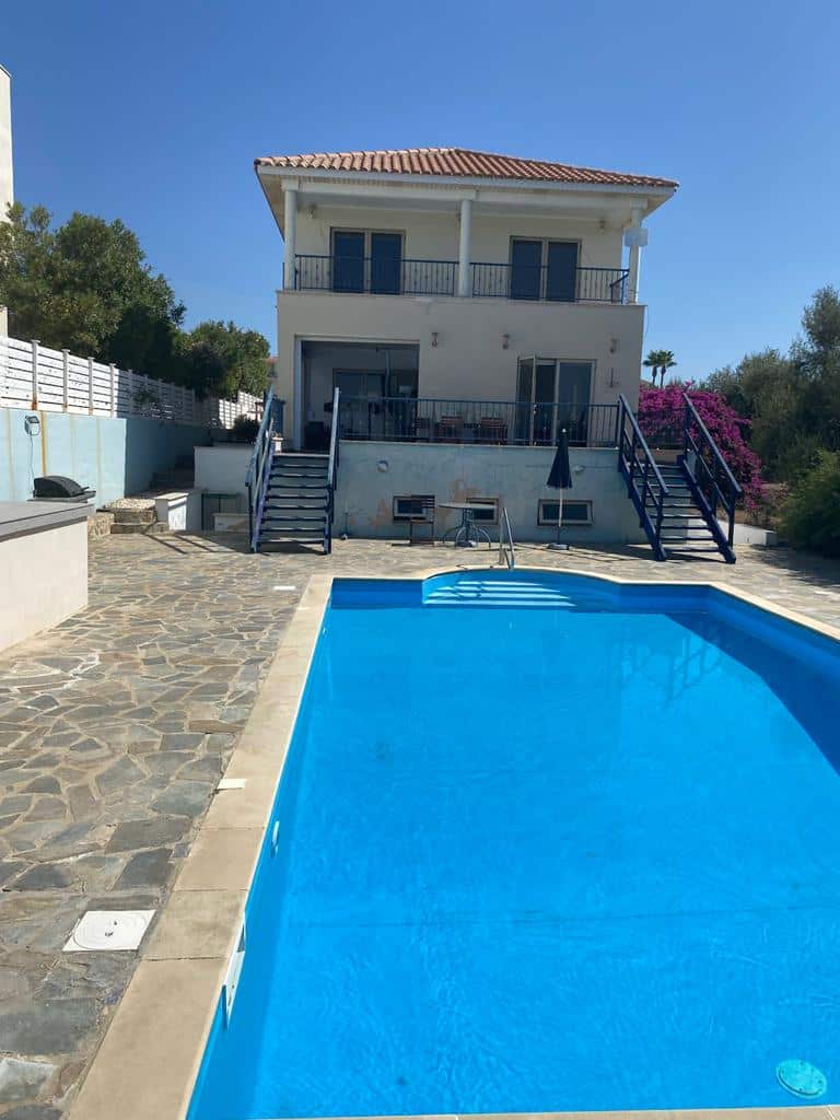 Paphos Property 4 Bedroom Spacious House in Secret Valley