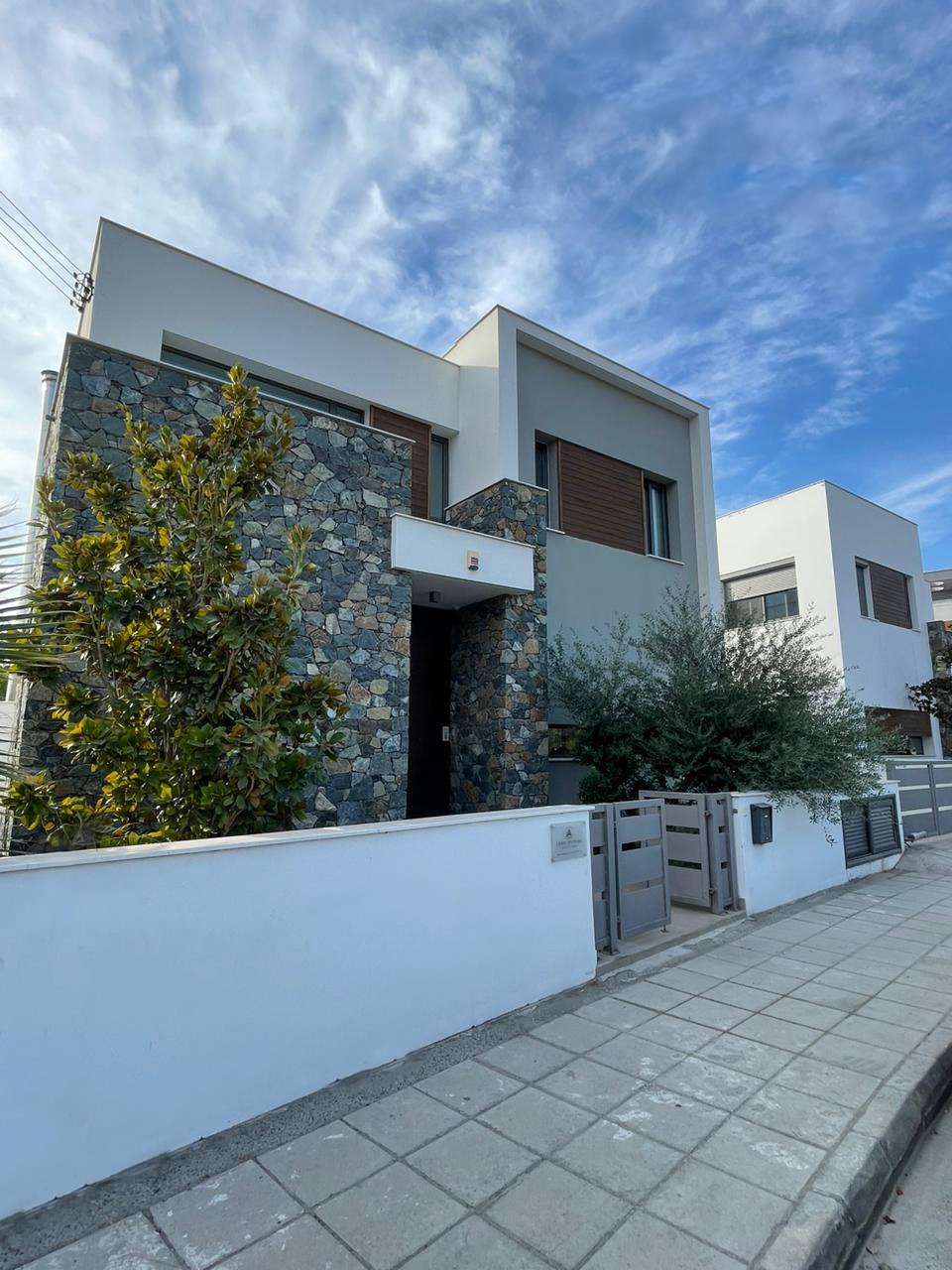CASA GEMELLE RESIDENCES