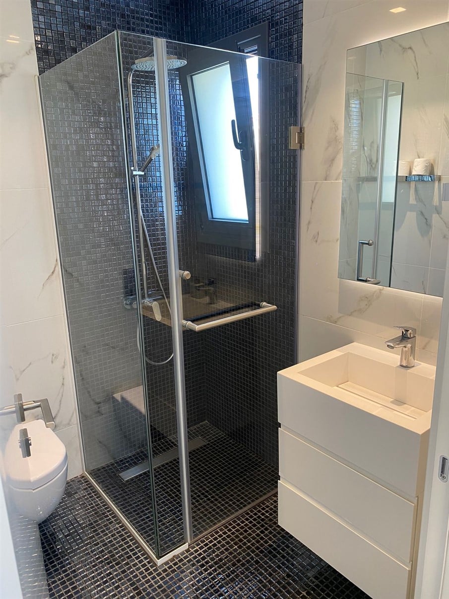 Limassol Property Stylish Three Bedroom Apartment