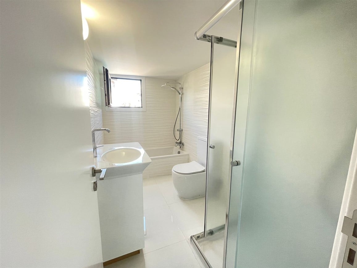 Limassol Property Three Bedroom Apartment