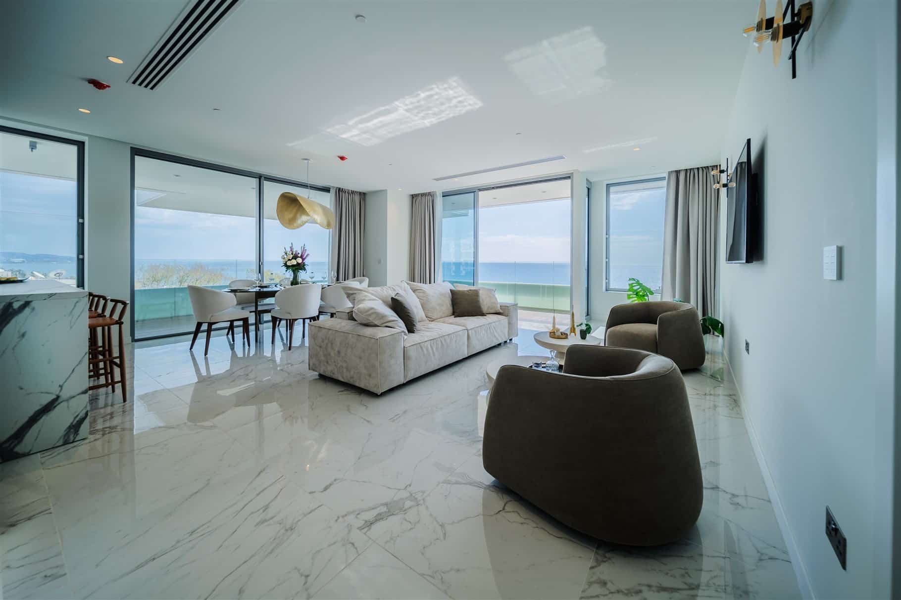 Limassol Property Luxury Three Bedroom Apartment
