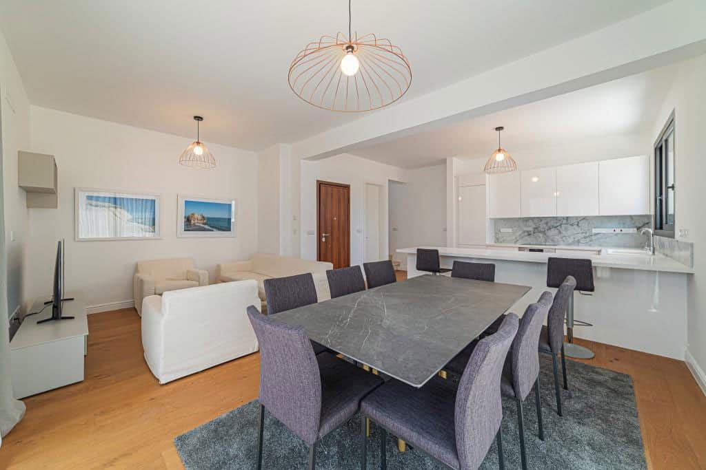 Limassol Property Luxury 3 Bedroom Apartment