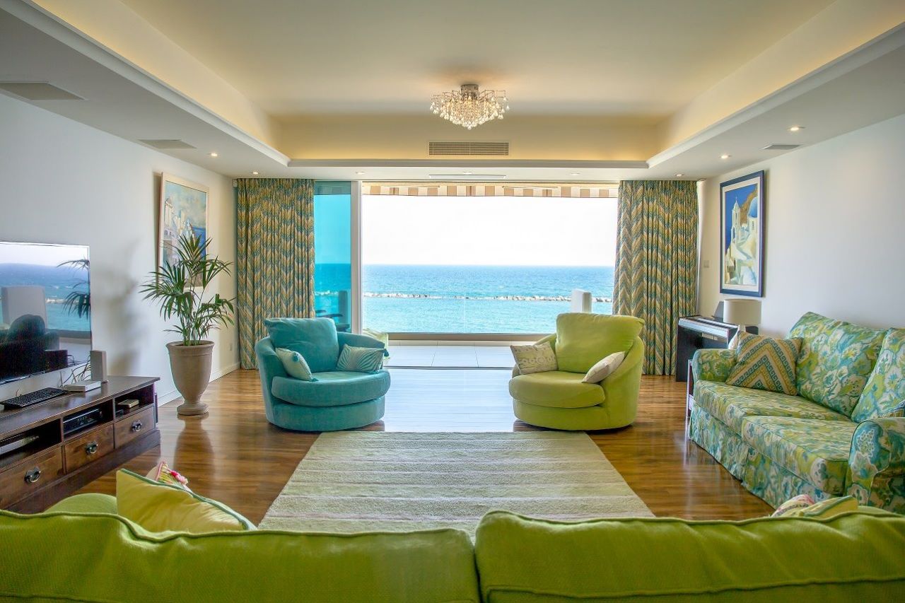 Limassol Property Luxury Three Bedroom Apartment