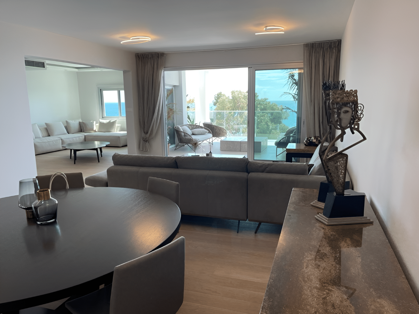Limassol Property Seafront Luxury 4 Bedroom Apartment