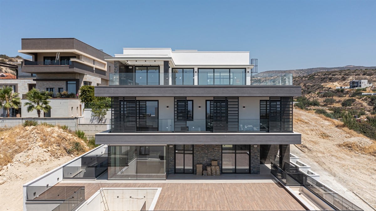 Limassol Property Stunning 6 Bedroom Villa